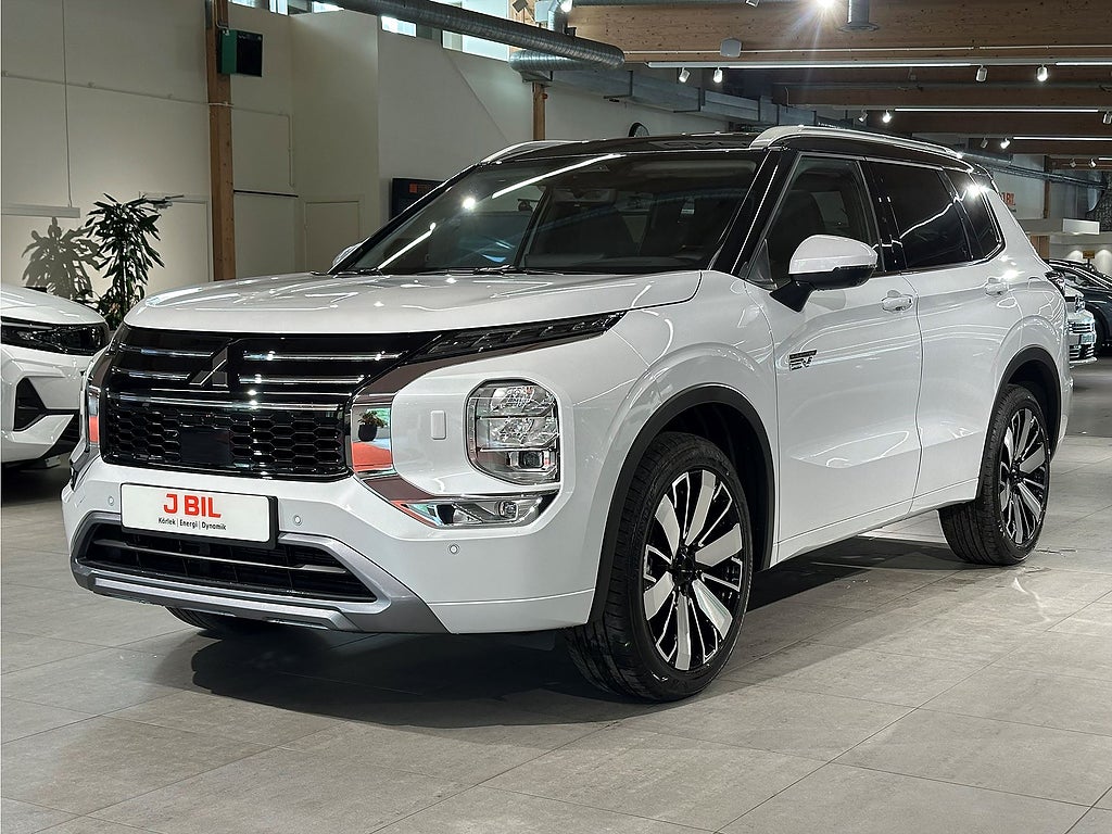 Bild på Mitsubishi Outlander Instyle Plug-In Hyrbrid 4WD - PRIVATLEASING