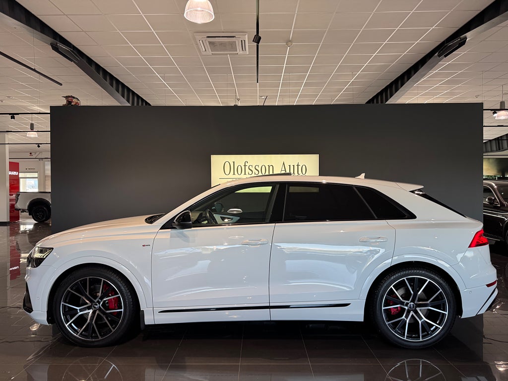 Audi Q8 50 TDI quattro S Line Panorama B&O HUD Värmare Drag - bild 14