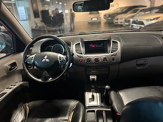 Mitsubishi L200 Dubbelhytt 2.5 4x4 Automat 178hk/D-värm