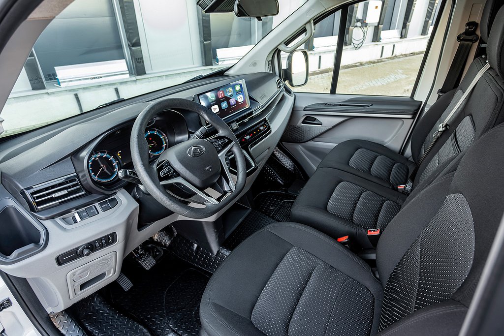 Transportbil - Skåp Maxus e-Deliver 7  4 av 4