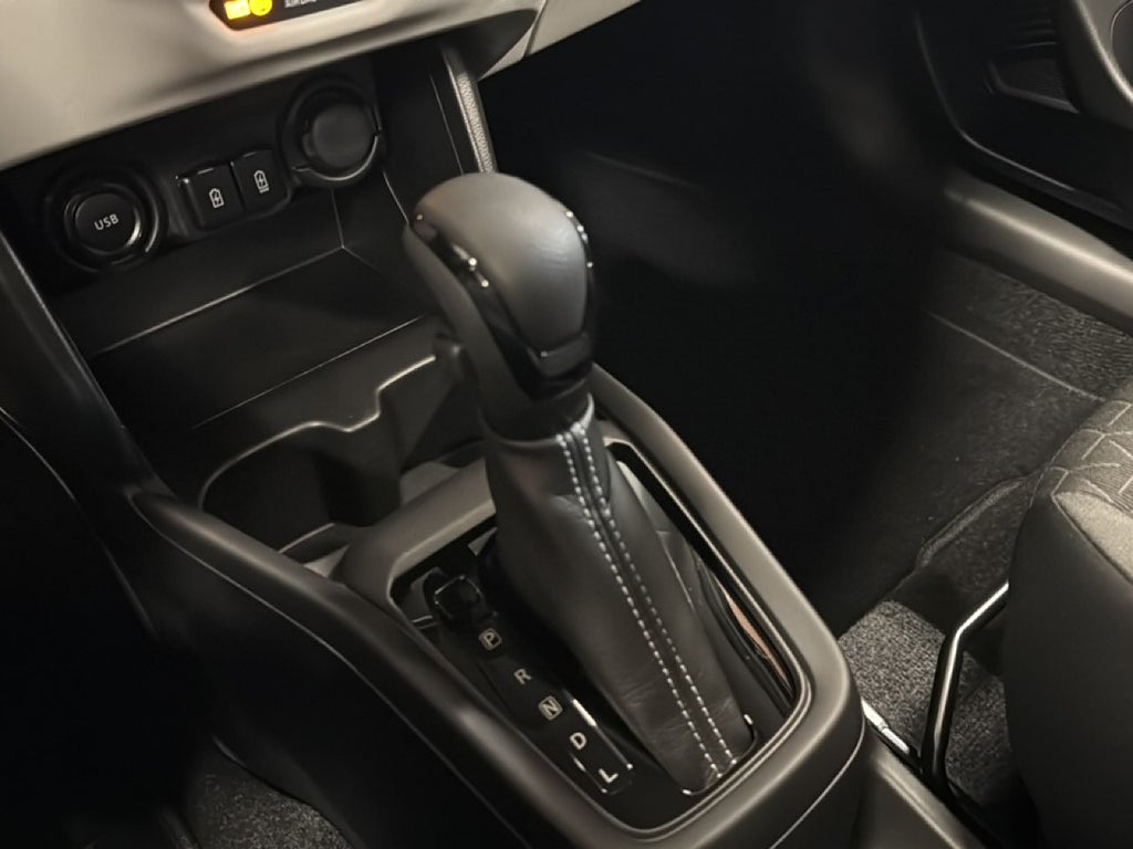 Suzuki Swift Hybrid 83HK Automat Select – bild 12