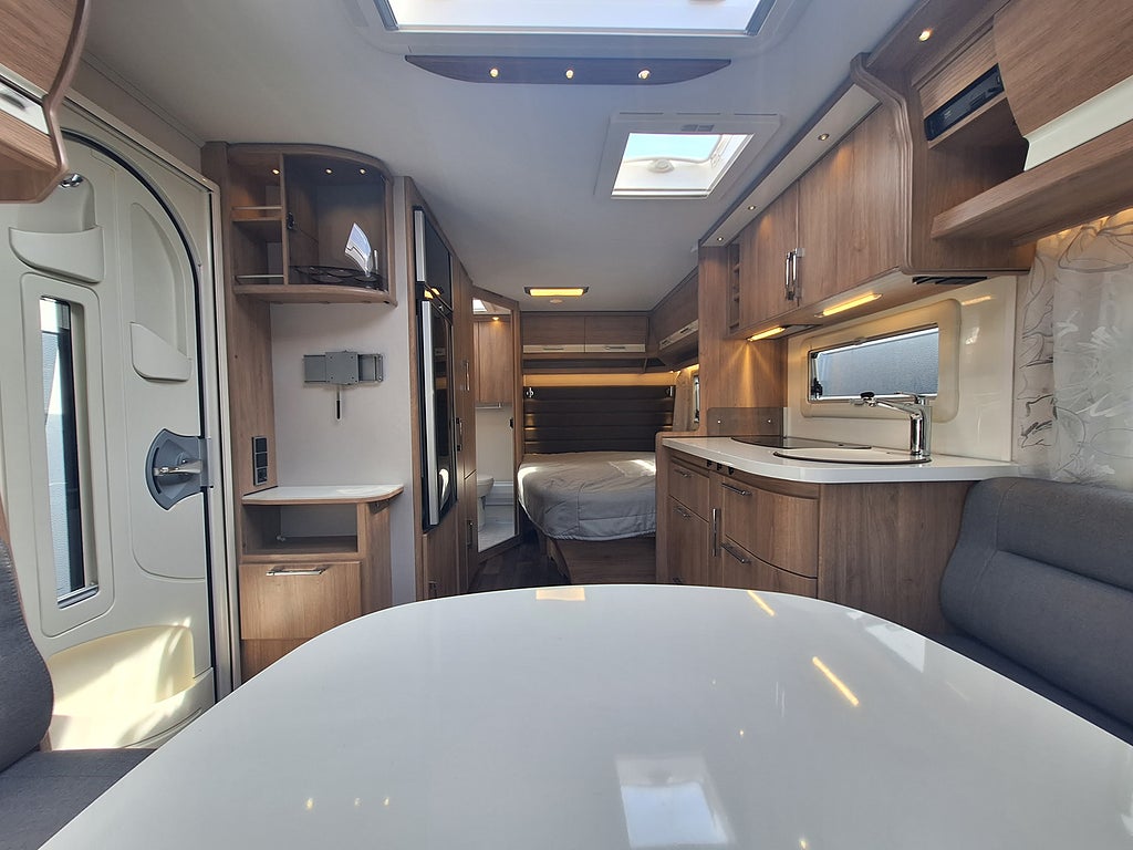 Kabe Classic 470 XL KS Dubbelbädd, Solcell, Litiumbatteri, Nytt Tält