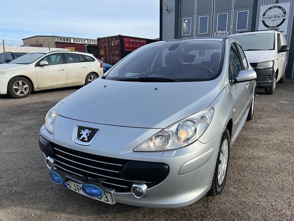 Peugeot 307 5-dörrar 2.0 DRAG KAMREM BYTT 