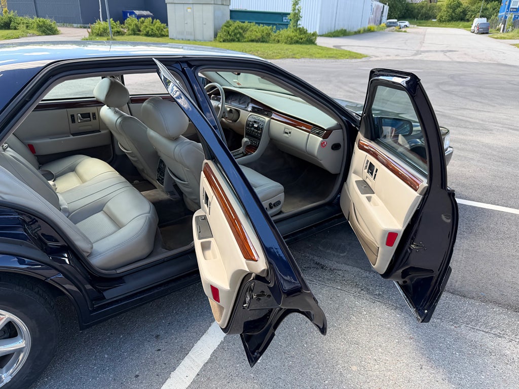 Cadillac Seville 4.6 V8 lågmil 0kr insats 750kr/mån