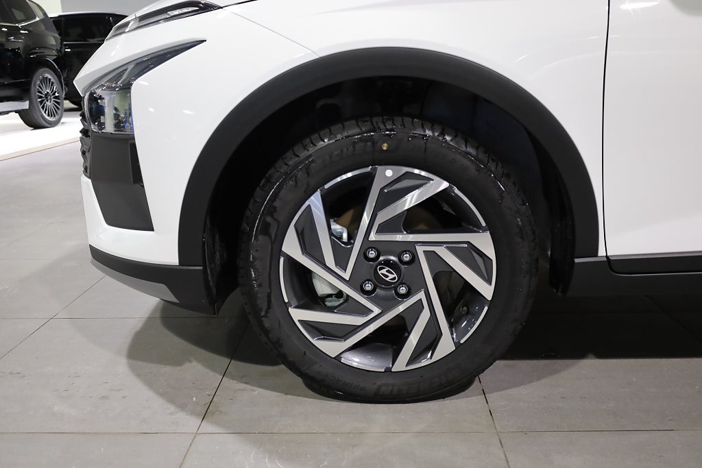 Hyundai Bayon 1.2 MPi Navi Kamera CarPlay Leasbar 2025