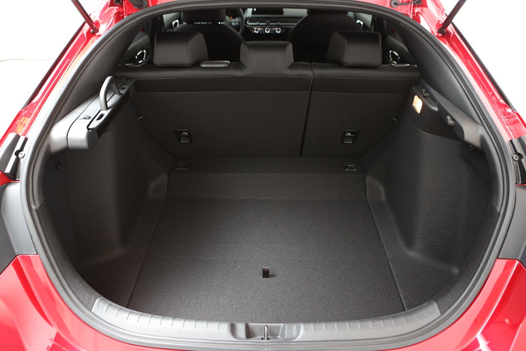 Honda Civic FACELIFT | Elegance | FullHybrid 184Hk 2026