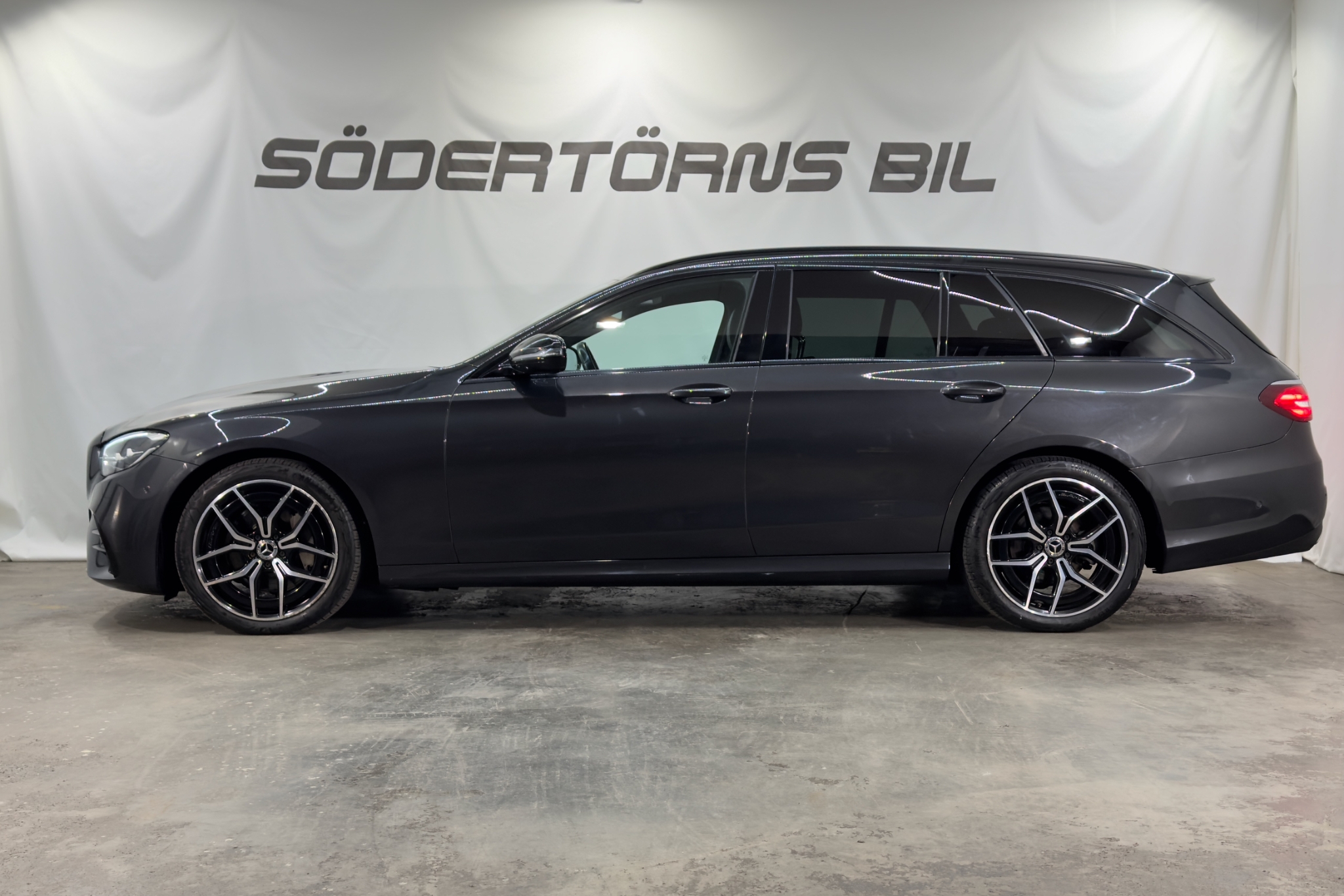 Mercedes-Benz E 2021, bild 3/40