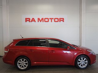 Kombi Toyota Avensis 6 av 24