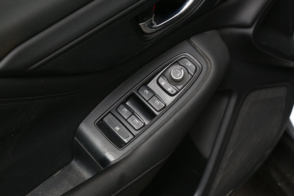 Subaru Outback 2,5i 169hk Limited Xfuel AWD Skinn Motorv Dragkrok