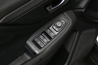 Kombi Subaru Outback 12 av 27