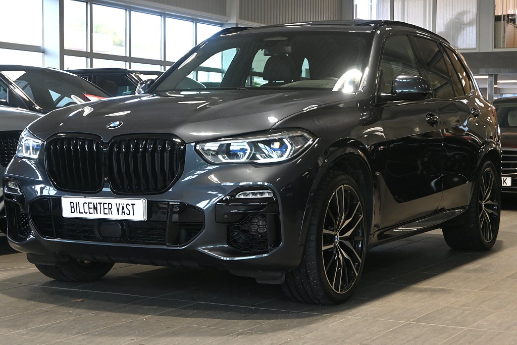 BMW X5 xDrive 30d M Sport Laser 22" Pano Värmare Massage