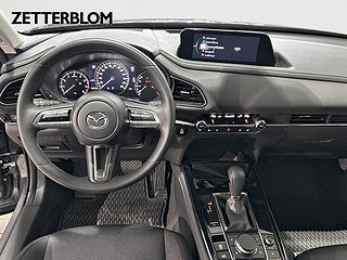 SUV Mazda CX-30 10 av 27