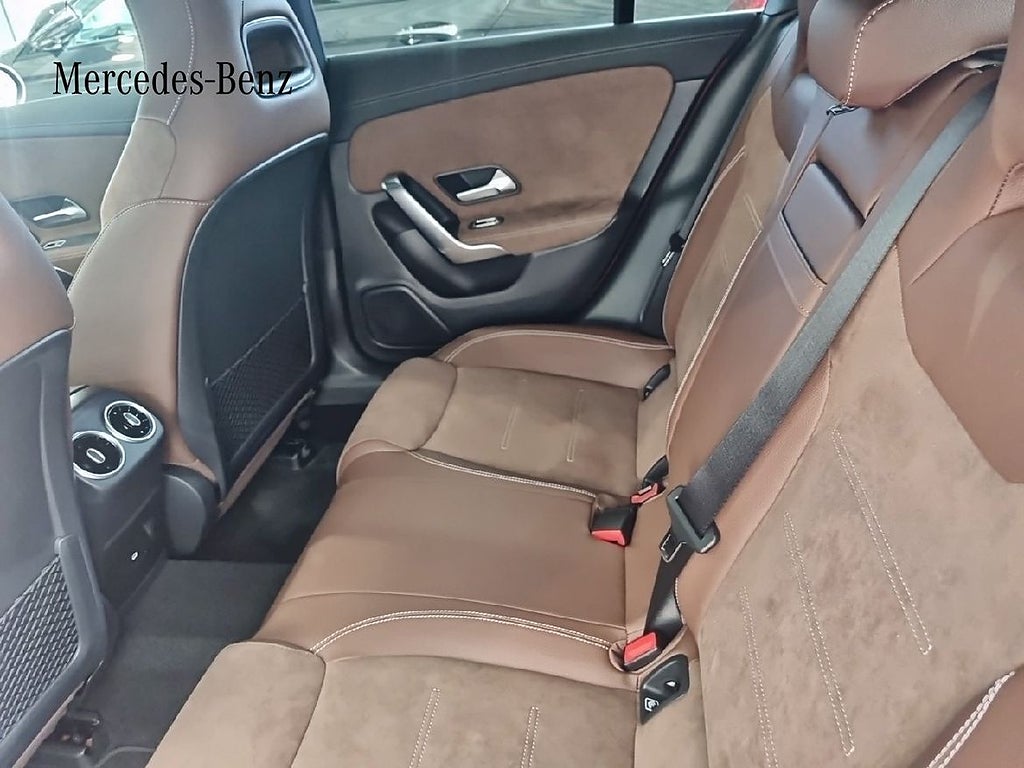 Mercedes-Benz CLA 2025 - miniatyr 11