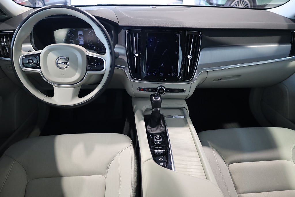 Volvo S90 D3 AUT Business Advanced Navi VOC Drag Rattvärme 2018