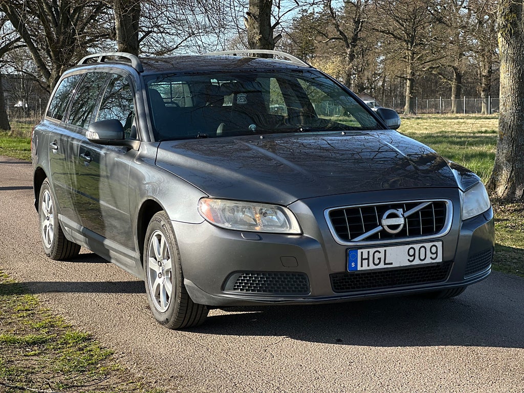 Volvo V70 2.0 D Kinetic Svensksåld, Dragkrok, M. bra skick