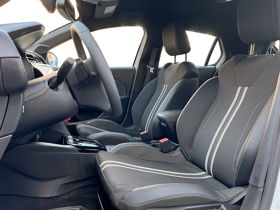 Bild på Opel Corsa GS 1.2 Turbo 100hk Aut B-KAMERA CARPLAY