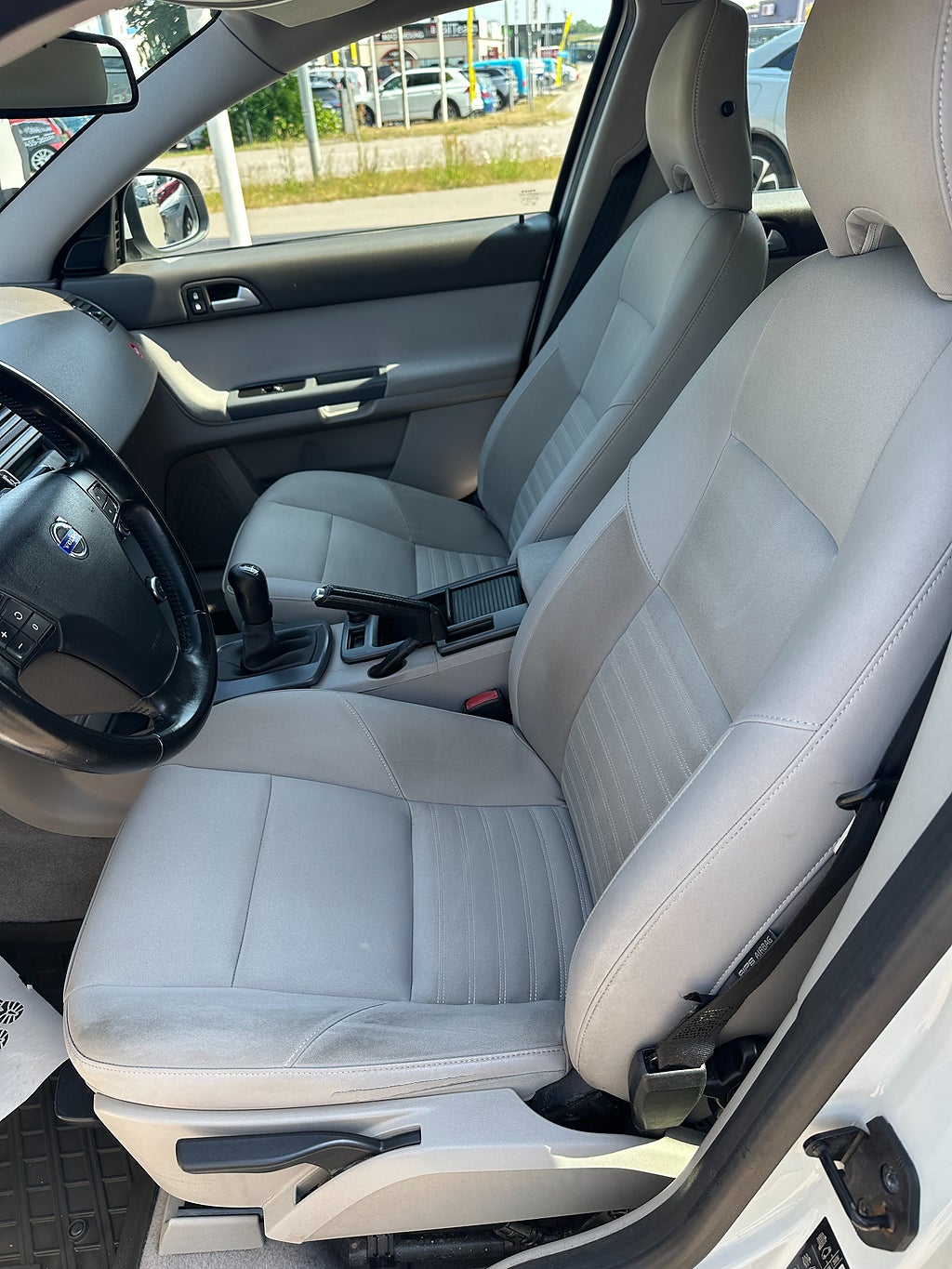 Volvo V50 T5 (230 hk) Kinetic DRAGKROK