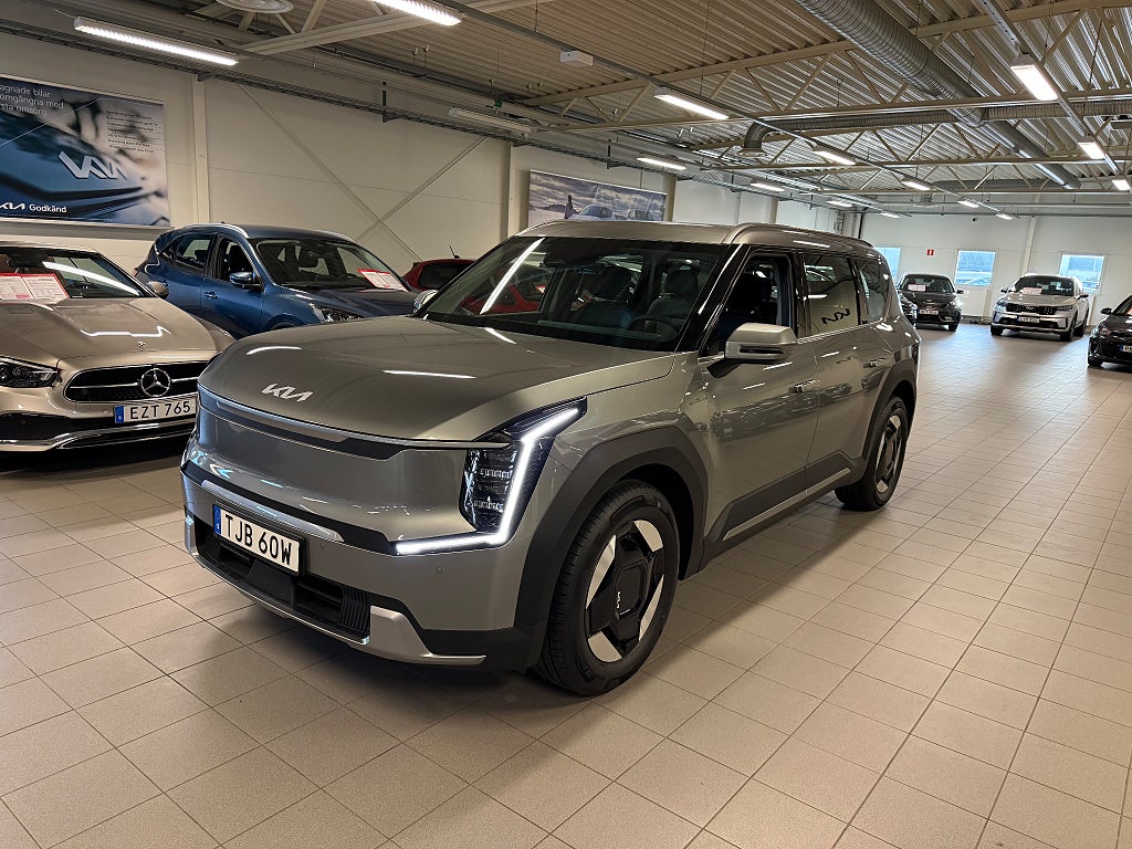 Kia EV9 RWD Standard 76 kWh 218hk KIA GODKÄND
