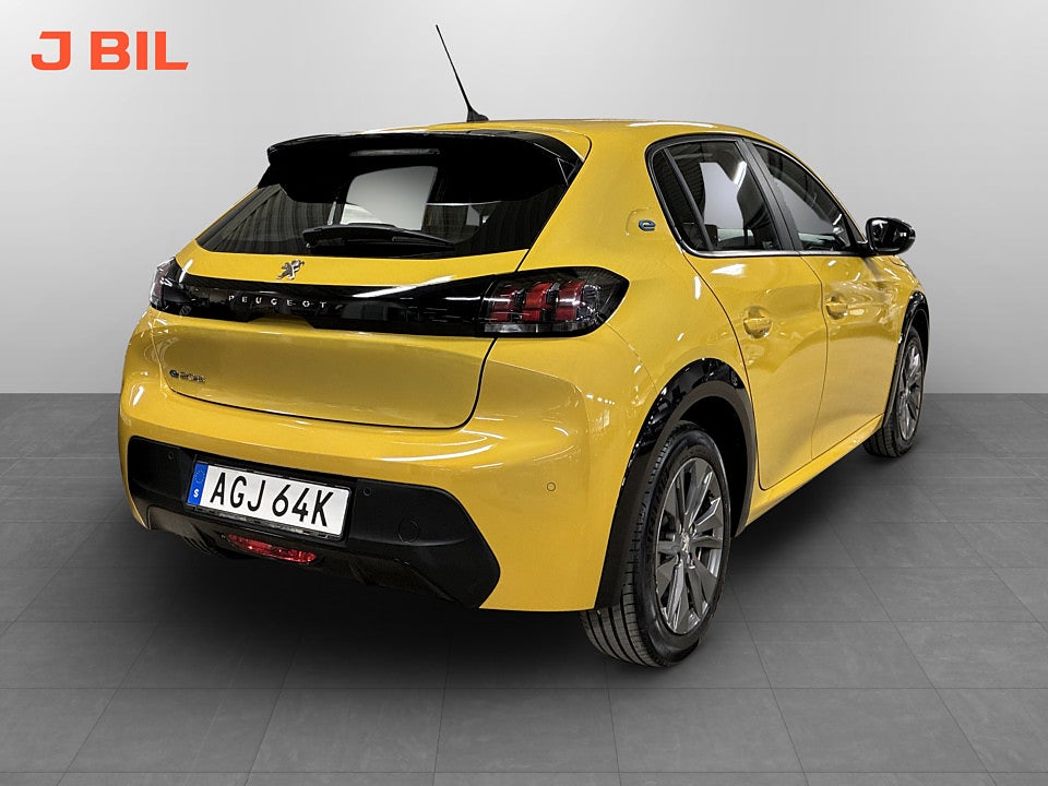 Bild på Peugeot E-208 Active Pack 50kWh 136hk Aut CARPLAY P-SENSORER BAK