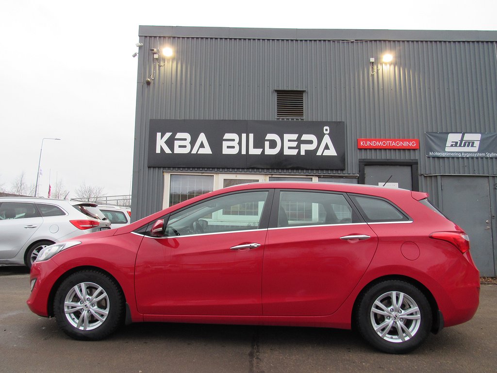 Hyundai i30 Kombi 1.6 CRDi 110hk Business Aut 0% Ränta