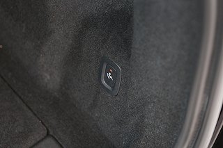 SUV Volvo XC60 16 av 28