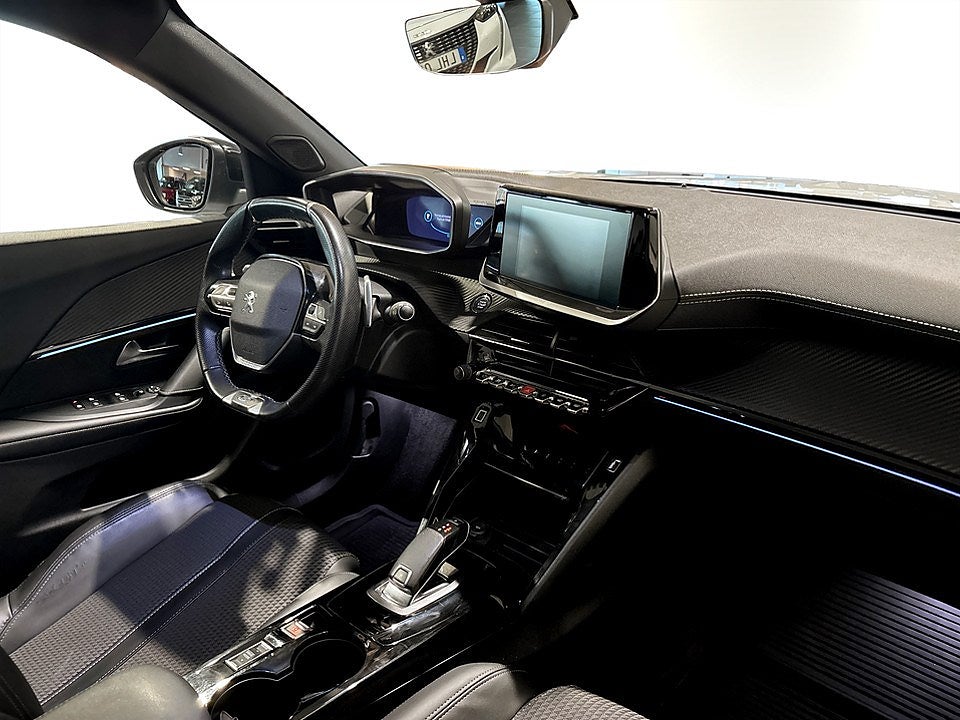 Bild på Peugeot 2008 GT-Line 1.2 PT 130hk Aut - B-KAMERA, DRAG