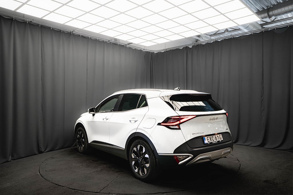 Kia Sportage Plug-in AWD Advance 360° KAMERA H/K ELSTOL 1-ÄGARE MOMS