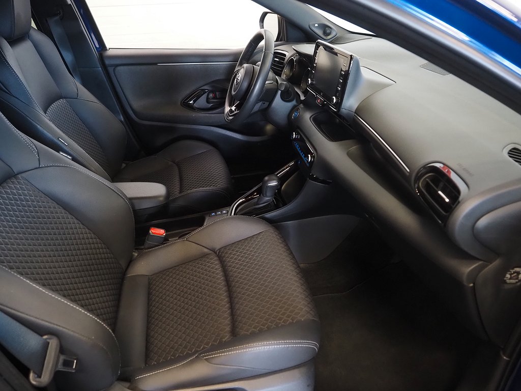 Toyota Yaris Hybrid CVT Style 116hk | Backkamera | JBL 2020