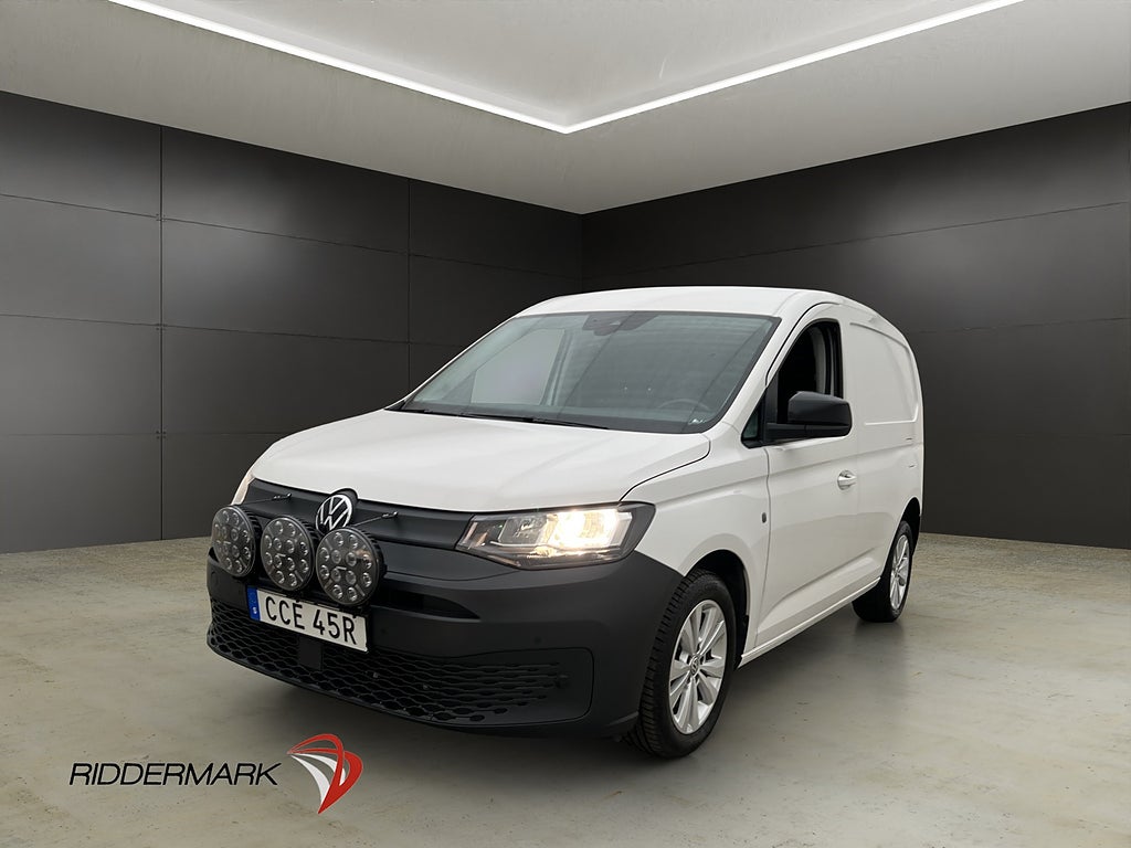 Volkswagen Caddy Cargo Värmare Drag B-Kamera CARPLAY Moms
