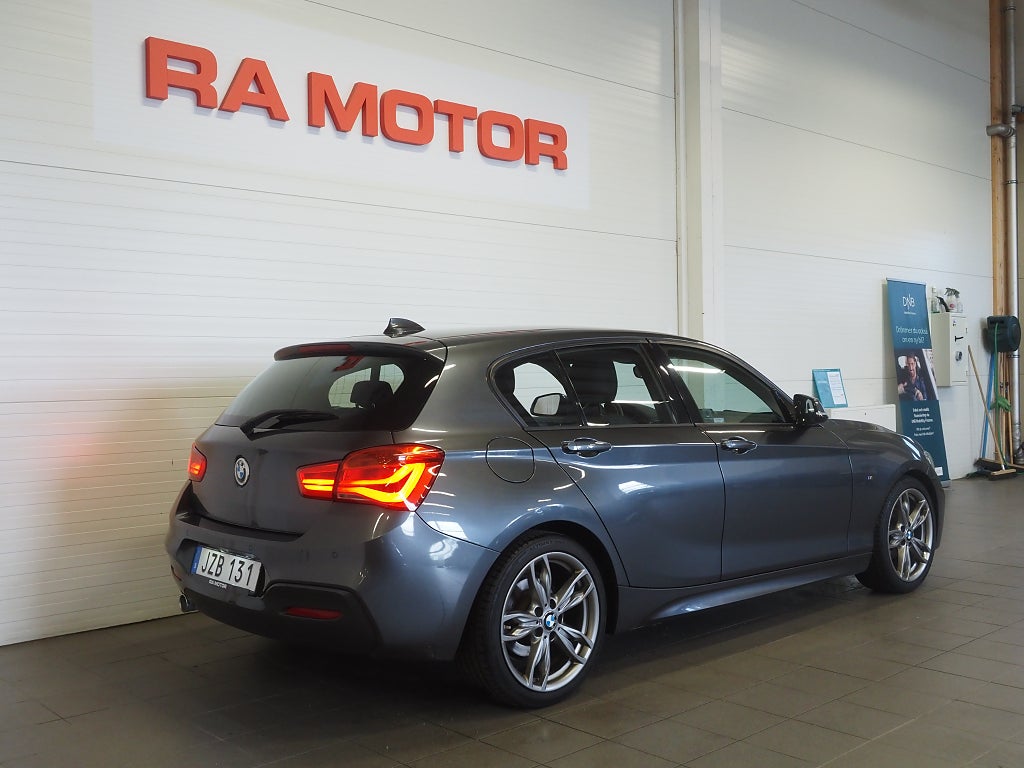 BMW 116 d M Sport P-Sensorer Farthållare HiFi Shadowline 18"