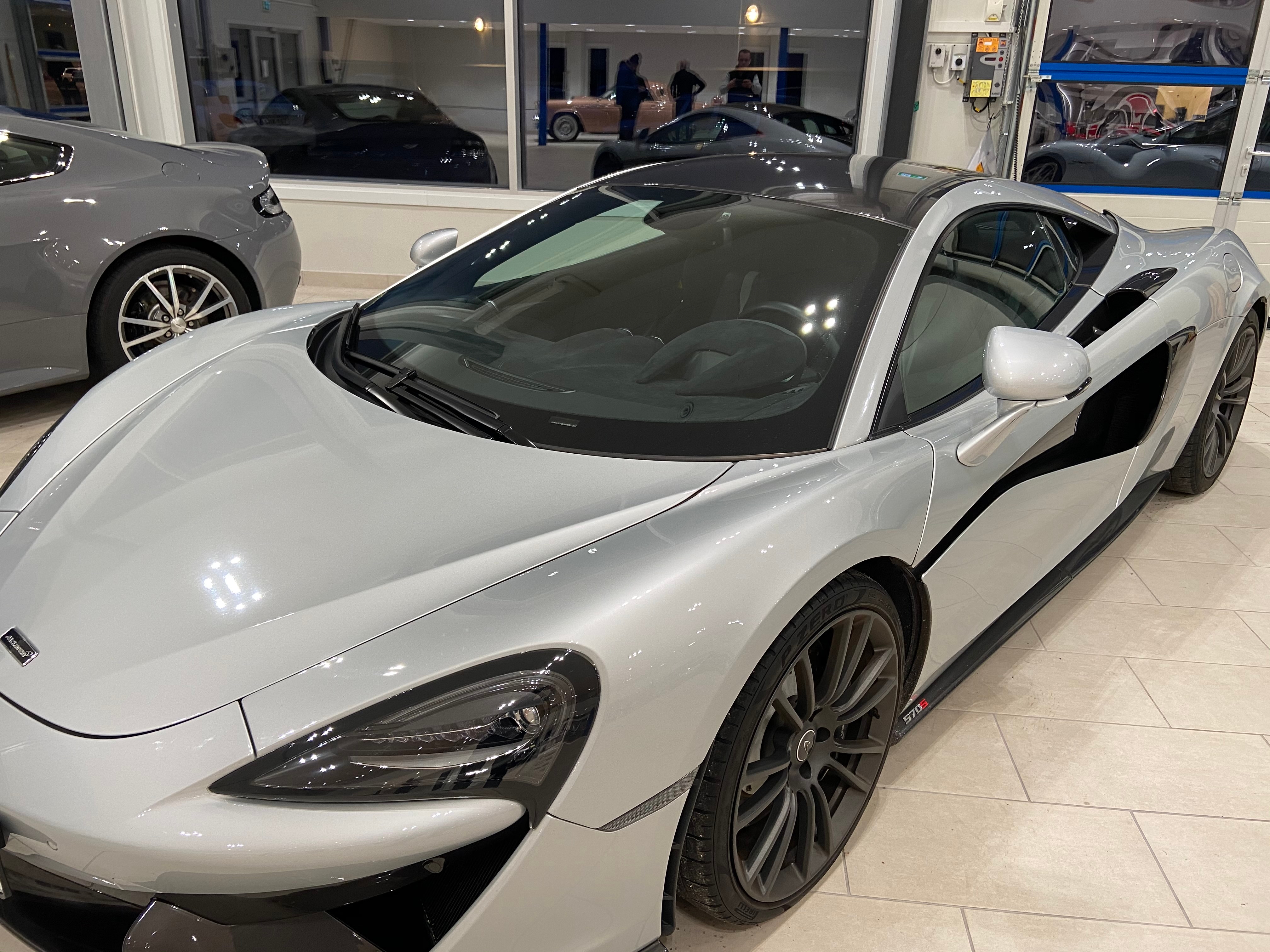 McLaren 570S 3.8 V8 SSG Euro 6 570hk 2017, bild 2/32