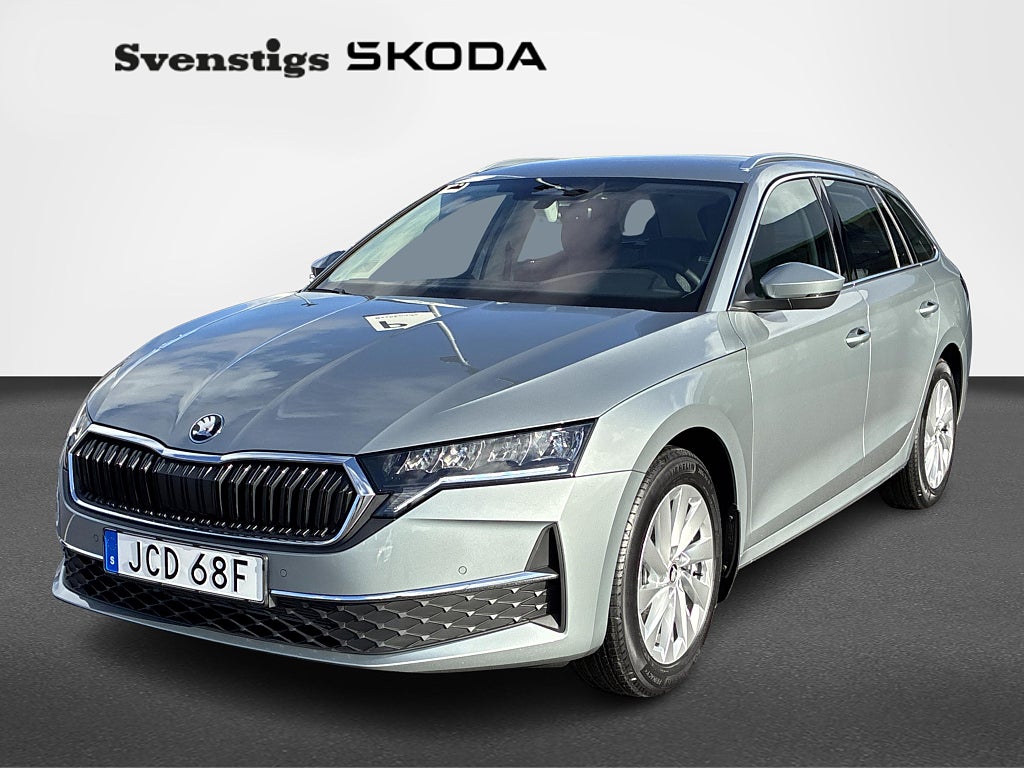 Skoda Octavia Parkeringsvärmarere, Dragkrok, Adaptiv farthållare