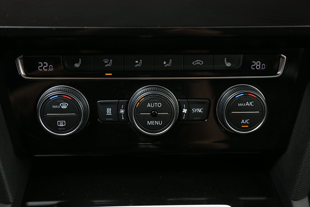 Volkswagen Arteon 2,0 TSI 280hk 4Motion GTR R-Line Pano 360-kam Drag Värm