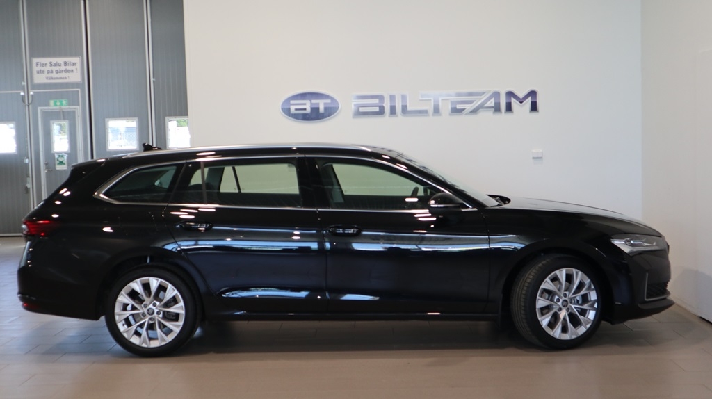 Skoda Superb 2025, bild 3/10
