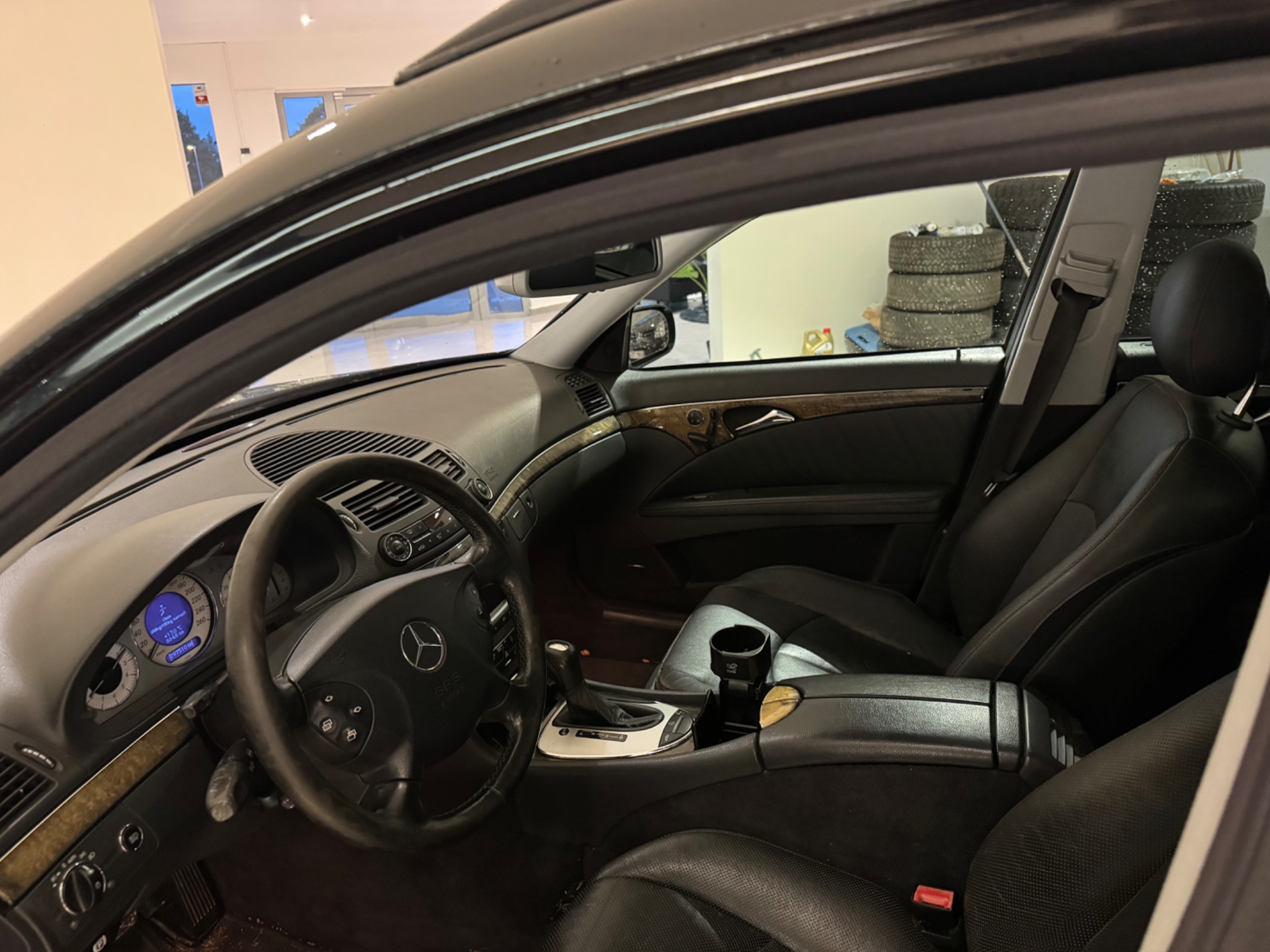 Mercedes-Benz E 2005, bild 6/10
