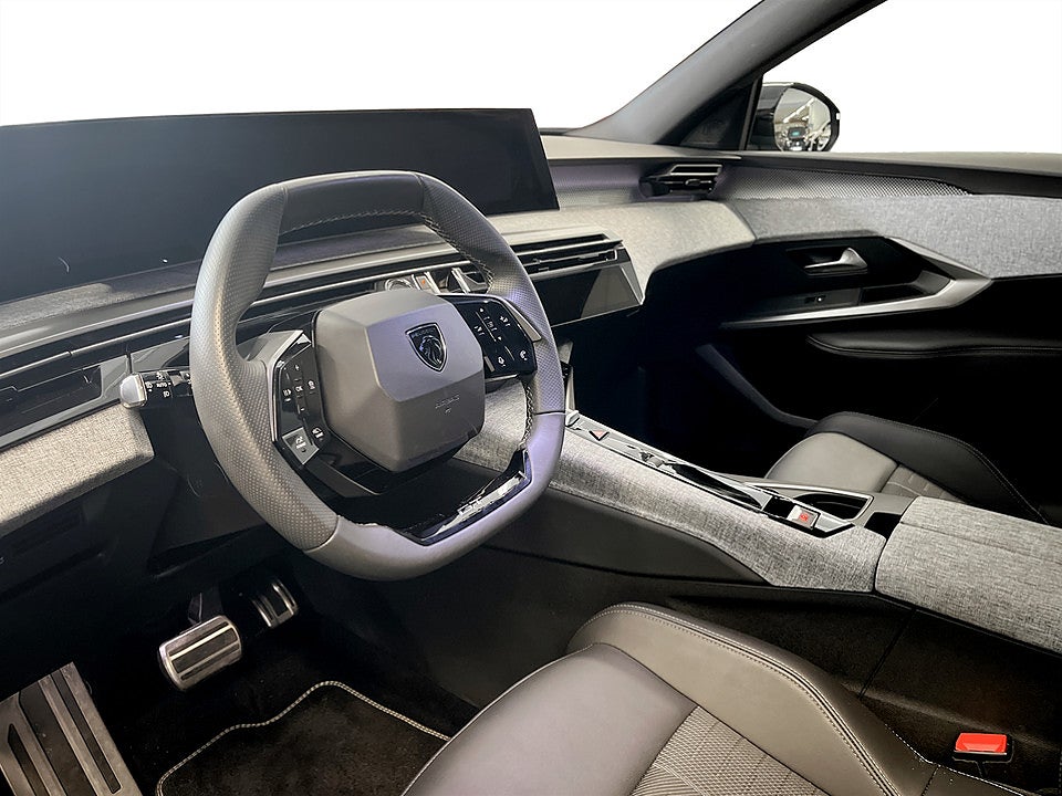 Bild på Peugeot 3008 GT Hybrid 145hk Aut B-KAMERA CARPLAY