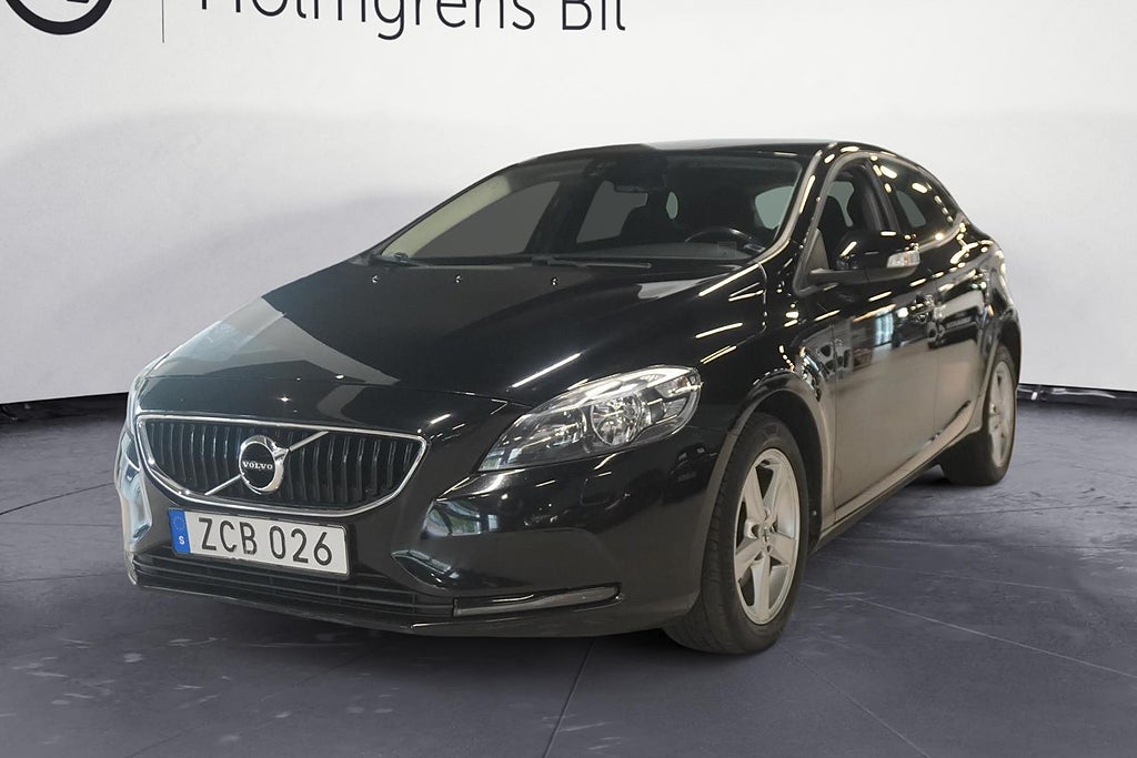 Volvo V40 D2 Manuell, 120hk, 2018 | Ränta 1,99%