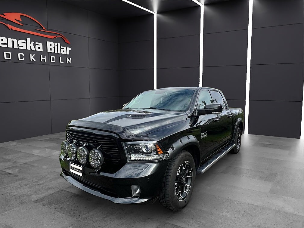 RAM 1500 Crew Cab 5.7 V8 HEMI 4x4 TorqueFlite /LUFT/DRAG/KAMERA