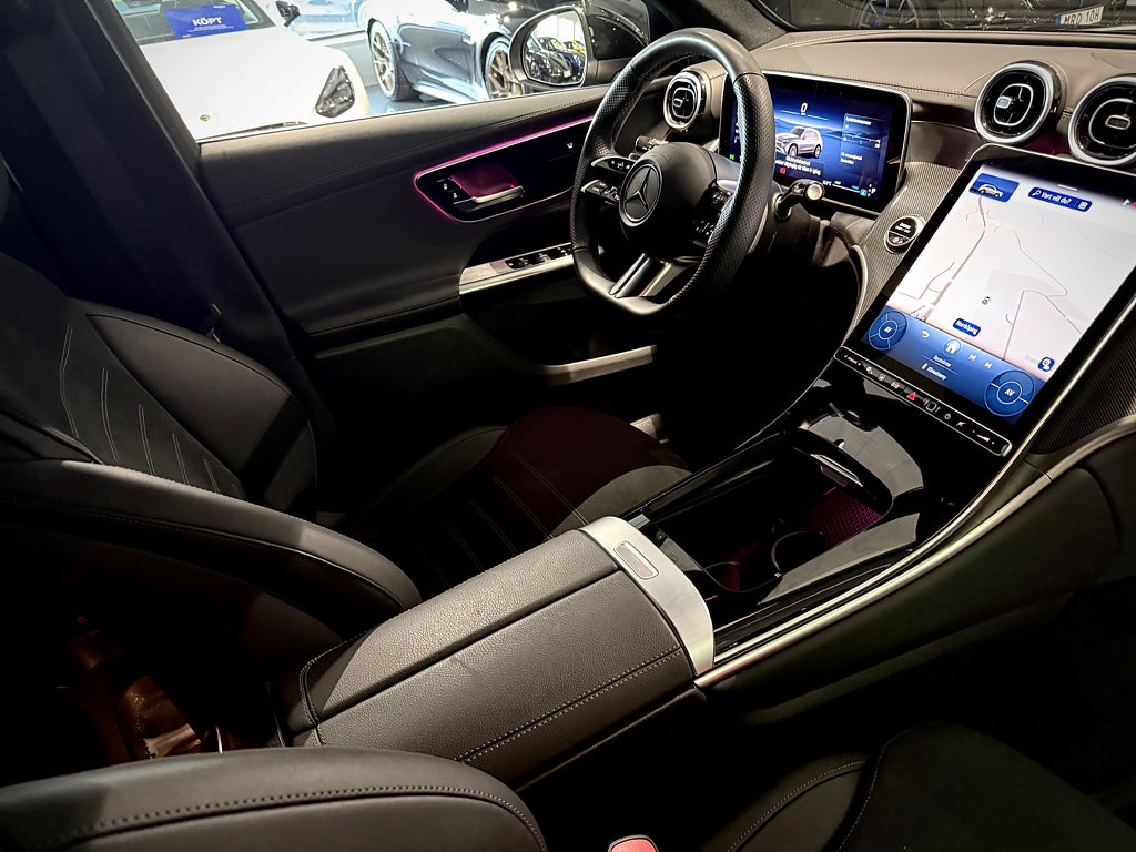 Mercedes-Benz GLC 220 d 4MATIC AMG Värmare 20tum Advance paket - bild 4