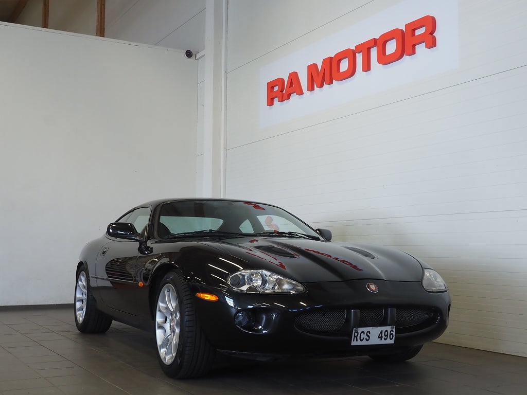 Jaguar XKR 363hk Supercharged | Bra skick | 1 ägare sedan 2001 | 1998