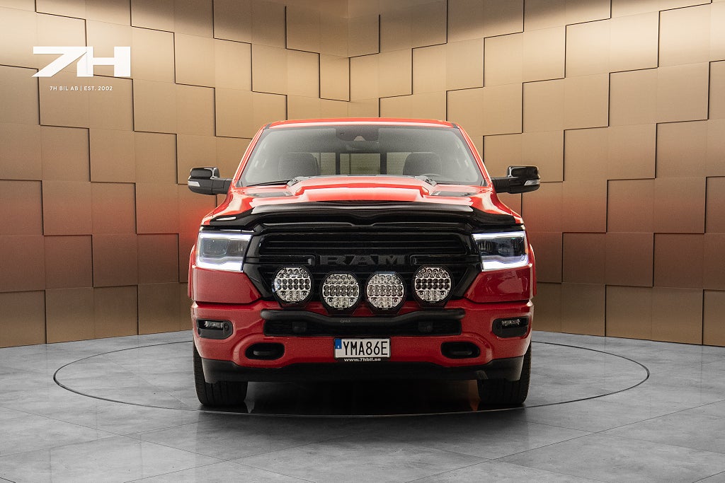 RAM 1500 V8 HEMI Laramie Night Ed. / H&K / Vent. / Pano