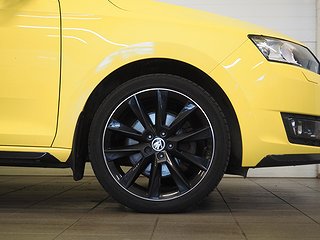 Halvkombi Skoda Rapid 9 av 21