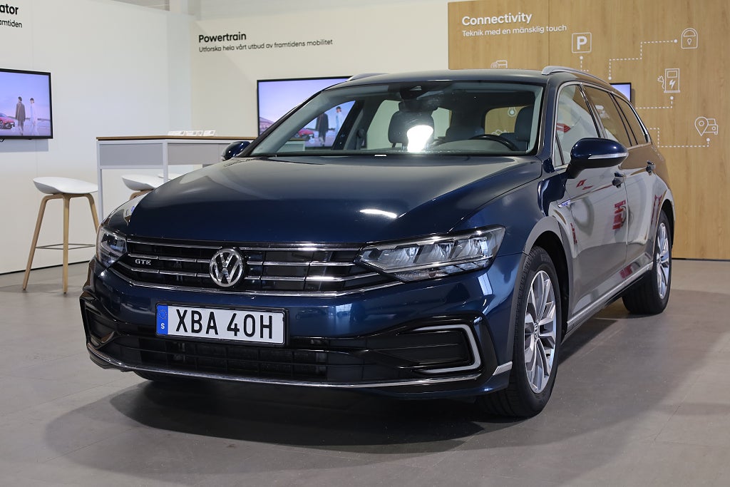Volkswagen Passat Sportscombi GTE 1.4 TSI Navi Drag Värmare Kamera Moms 2020