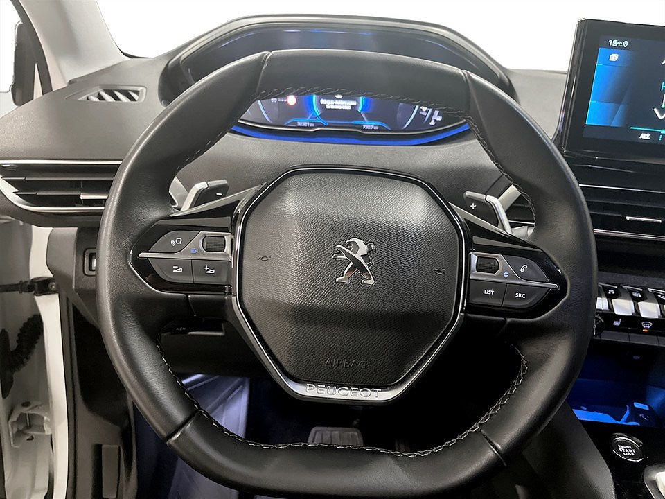 Bild på Peugeot 3008 Allure Pack 1.2 PT 130hk Aut - BACKKAMERA, KEYLESS