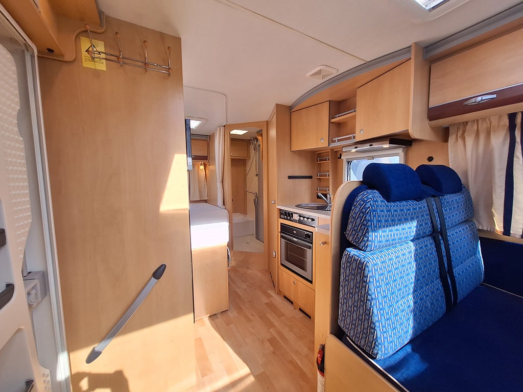 Dethleffs Advantage T 6501 Dubbelbädd, Solcell