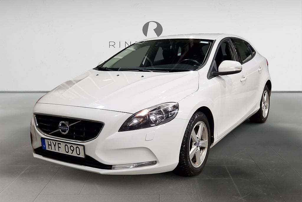 Volvo V40 D2 120 HK PDC FARTHÅLLARE KAMREM BYTT 0.32L/MIL 16"