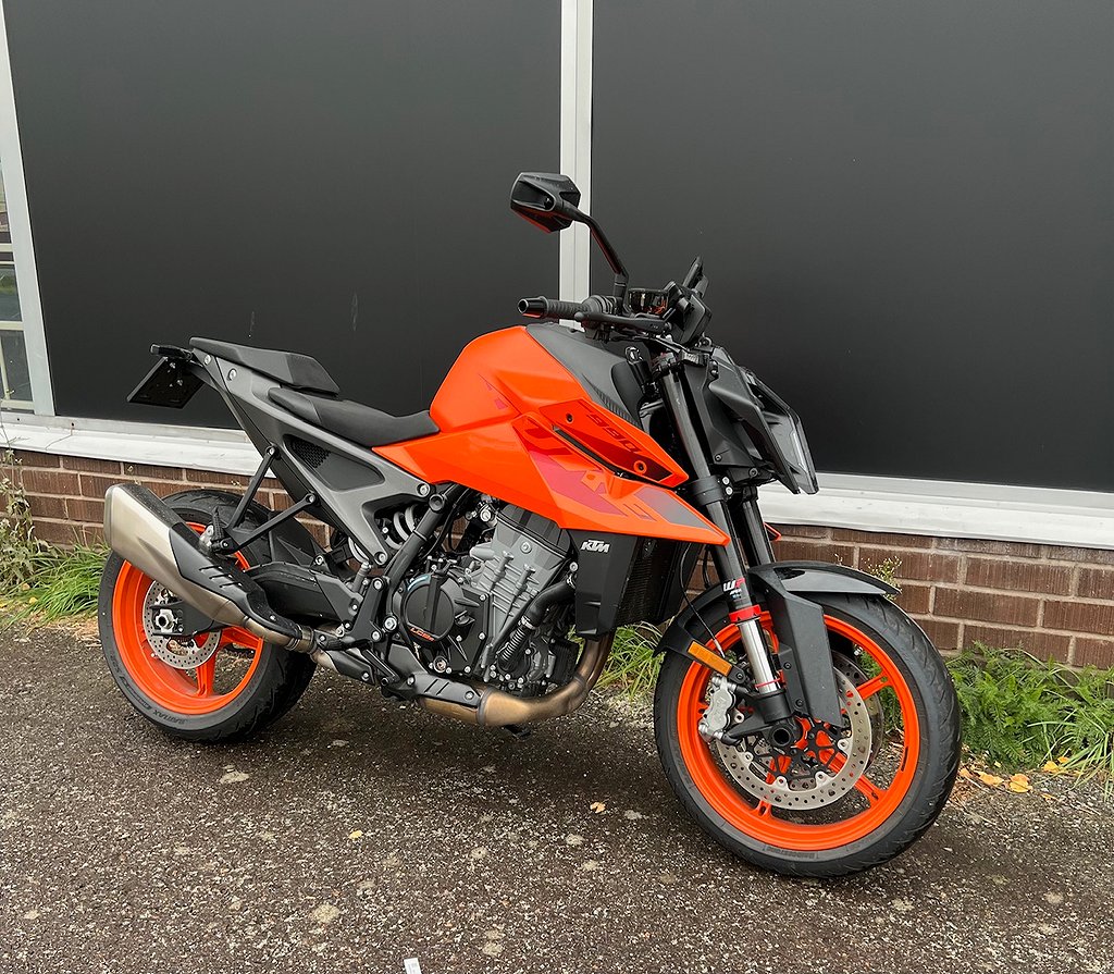 KTM 990 DUKE 2024