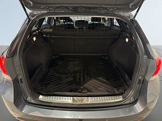Hyundai i40 cw 1.6 GDI ActivePlus Mvärm Drag LED-ramp S/V-hjul – bild 11