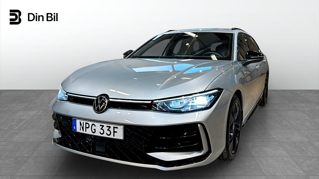 Volkswagen Passat Sportscombi R-Line Black TDI193 DSG 4M Drag