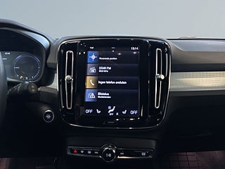 Volvo XC40 Recharge T4 DCT Core Bright Drag Kamera Cockpit S&Vhjul